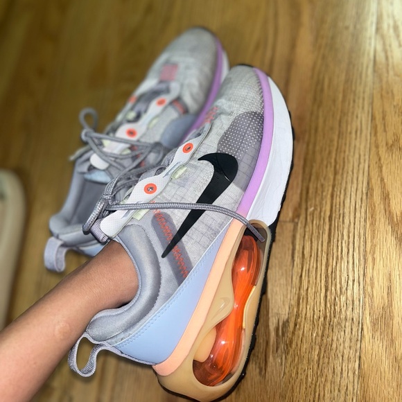 Nike Air Max EUC - Picture 3 of 9